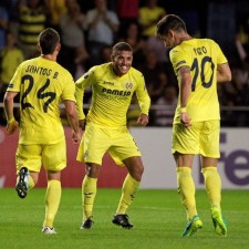 爱游戏体育sports-斯托克城战平哈德斯菲尔德，难分胜负()