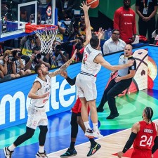 lovegame app-塞尔维亚队遭遇困难，寻找突破口()